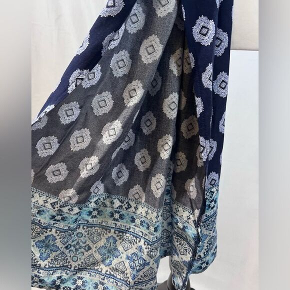 Blue boho maxi sundress size medium - Picture 4 of 6